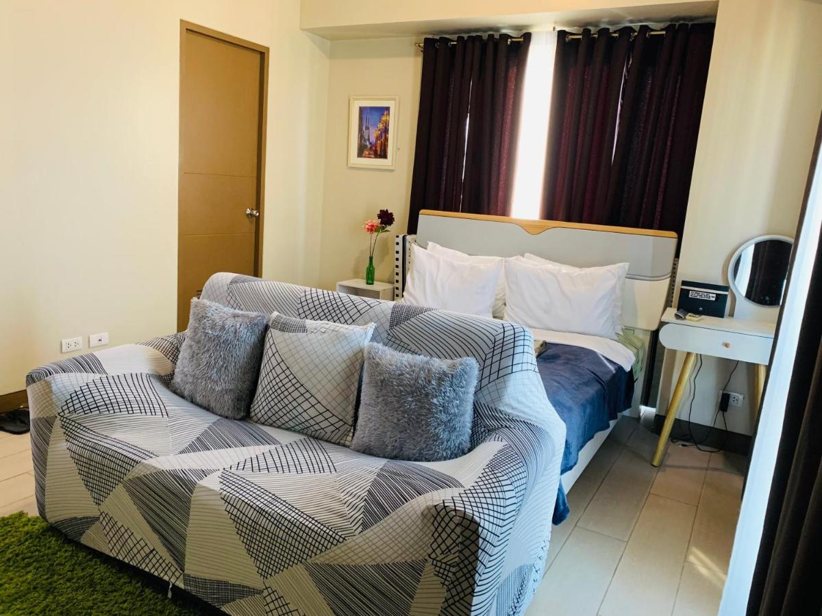 باساي Two Palm Tree Villas Condominium - Studio 8Th Fl With Balcony - Across Terminal 3 Airport المظهر الخارجي الصورة
