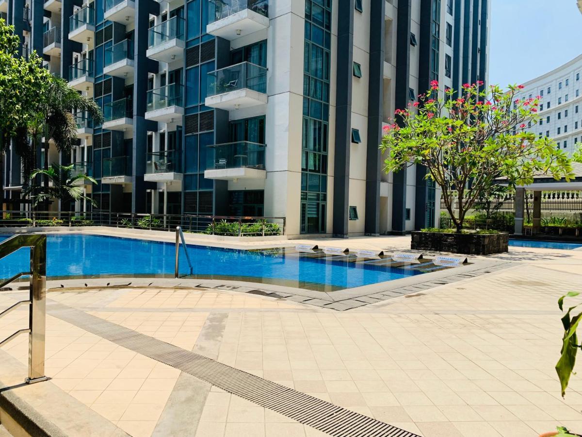 باساي Two Palm Tree Villas Condominium - Studio 8Th Fl With Balcony - Across Terminal 3 Airport المظهر الخارجي الصورة