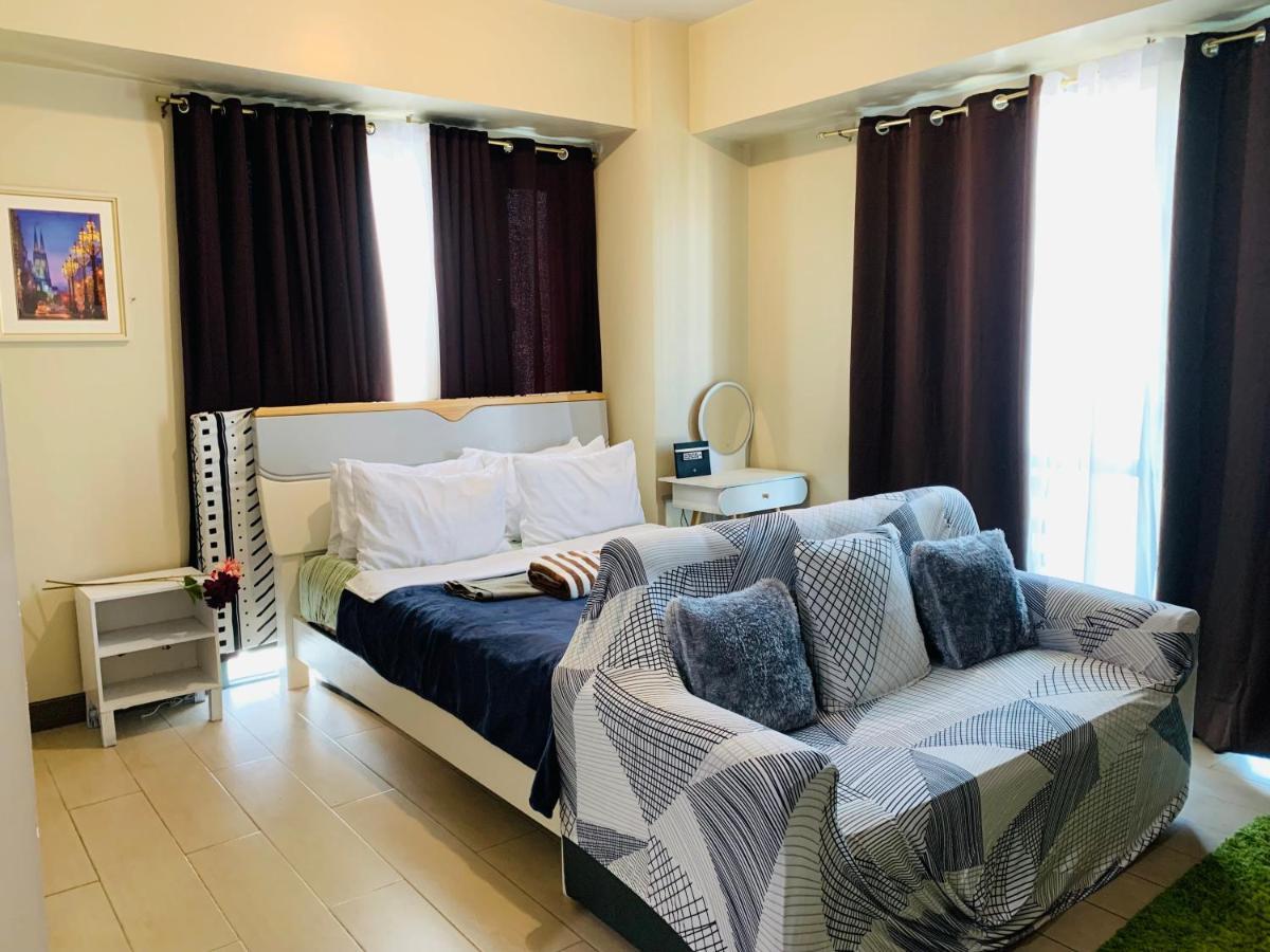 باساي Two Palm Tree Villas Condominium - Studio 8Th Fl With Balcony - Across Terminal 3 Airport المظهر الخارجي الصورة