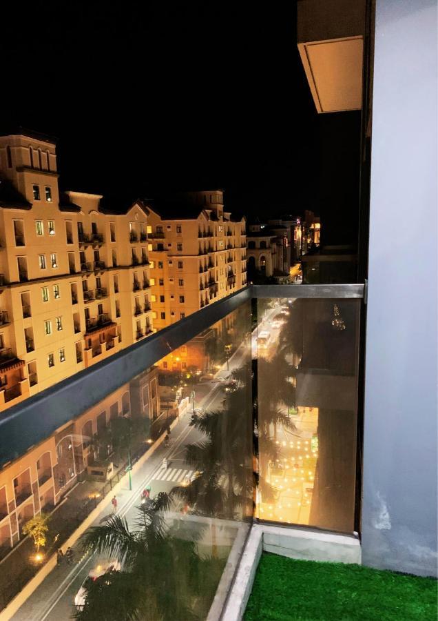 باساي Two Palm Tree Villas Condominium - Studio 8Th Fl With Balcony - Across Terminal 3 Airport المظهر الخارجي الصورة