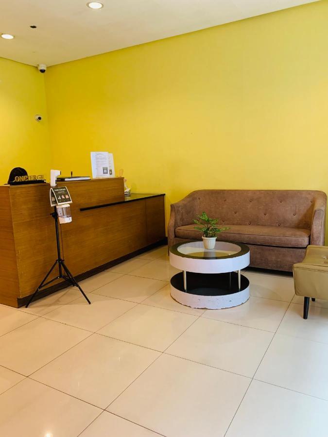 باساي Two Palm Tree Villas Condominium - Studio 8Th Fl With Balcony - Across Terminal 3 Airport المظهر الخارجي الصورة